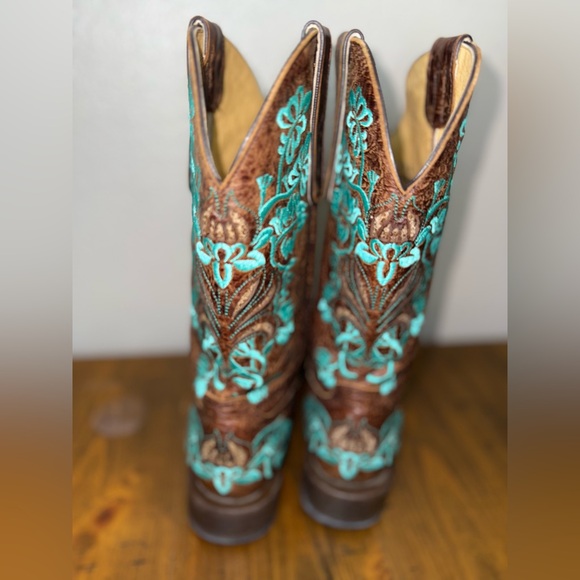 Cavender’s Brown Cowboy Boots with Turquoise Embroidery- Size 9.5 - Picture 4 of 7